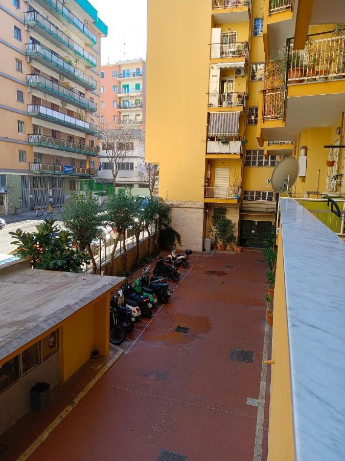 Vomerooms Naples Extérieur photo