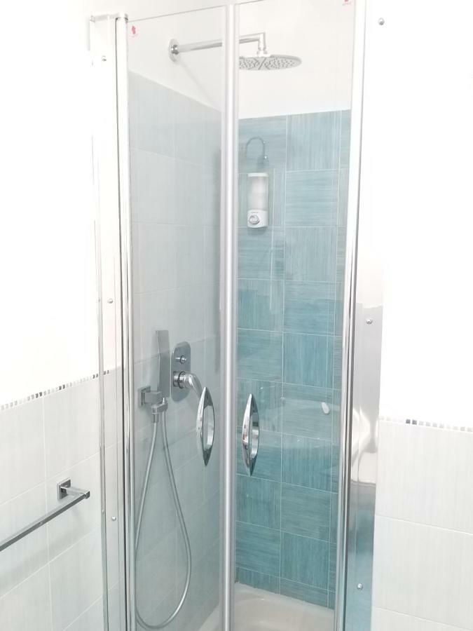 Vomerooms Naples Extérieur photo