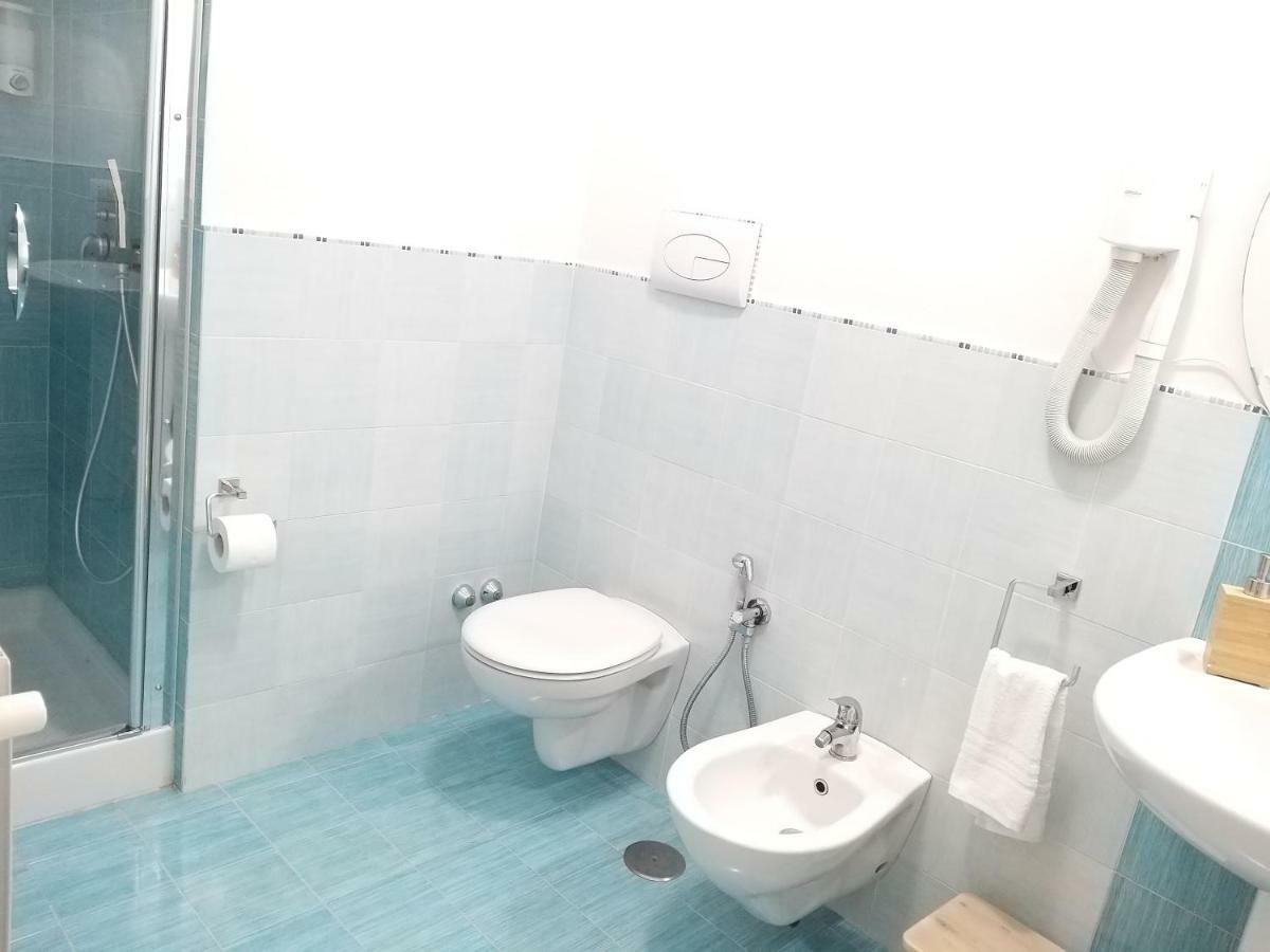 Vomerooms Naples Extérieur photo